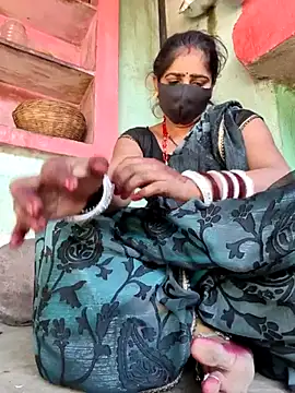 Falguni Desai online show from December 2025 07:13:02 AM