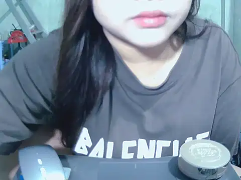 Lily3322 online show from February 2026 01:17:01 AM