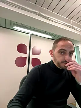 Snapshot of goncas23 chatting on October 2025 06:47:01 AM goncas23 online show from October 2025 06:47:01 AM