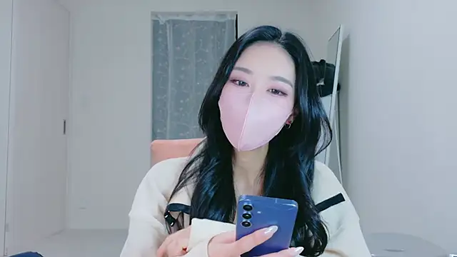 ramuchan desu online show from April 2026 12:13:02 AM