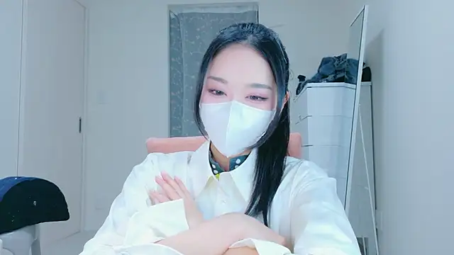 ramuchan desu online show from April 2026 12:14:02 AM