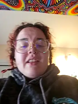 nuttiebuddy1 online show from October 2025 07:37:02 PM