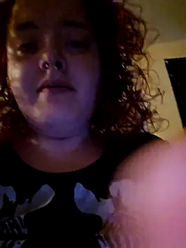 nuttiebuddy1 online show from March 2026 06:54:02 AM