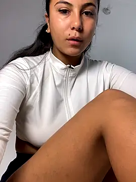 Snapshot of Sarahcutexoxox chatting on October 2025 04:44:02 PM Sarahcutexoxox online show from October 2025 04:44:02 PM