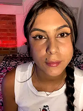 Snapshot of Sarahcutexoxox chatting on October 2025 03:29:02 AM Sarahcutexoxox online show from October 2025 03:29:02 AM