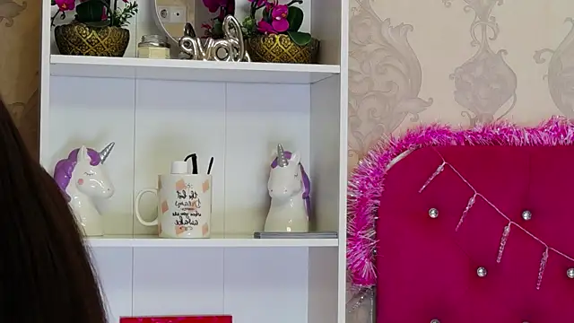 AlexisDevine online show from December 2025 05:21:02 AM