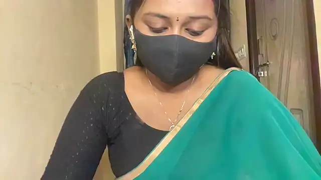 Pavani-Sexy online show from February 2026 04:07:02 PM