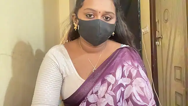 Pavani-Sexy online show from February 2026 05:21:02 PM