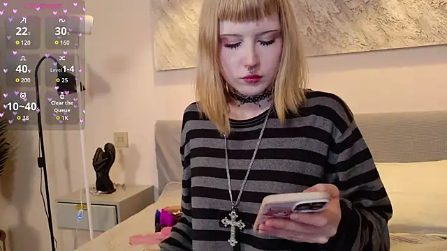 MilkMeSoftly online show from May 2026 08:27:01 AM
