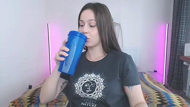 Snapshot of lustxSALLY chatting on July 2026 06:21:01 AM lustxSALLY online show from July 2026 06:21:01 AM