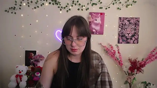 Amanda Bright  online show from May 2026 10:53:02 AM