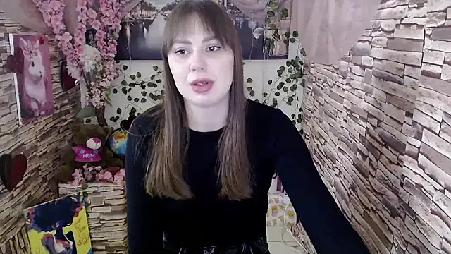 Amanda Bright  online show from October 2025 06:58:01 AM