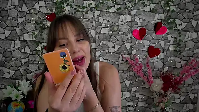 Amanda Bright  online show from November 2025 09:56:01 AM