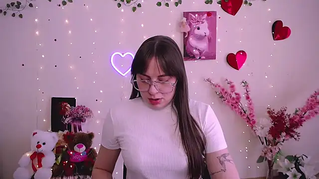 Amanda Bright  online show from March 2026 11:01:02 AM