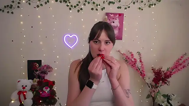 Amanda Bright  online show from May 2026 10:40:02 AM