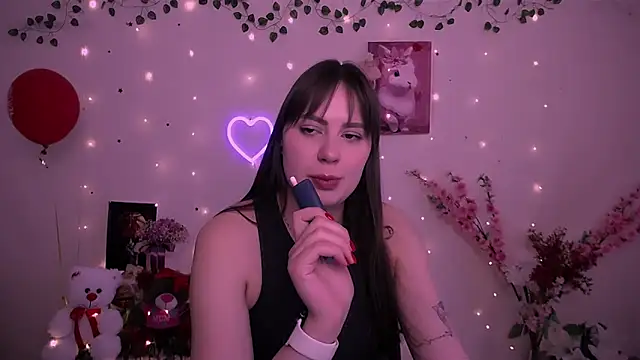 Amanda Bright  online show from April 2026 09:49:01 AM