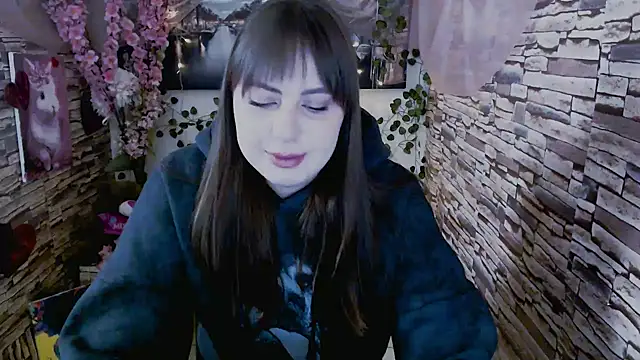 Amanda Bright  online show from October 2025 06:40:02 AM