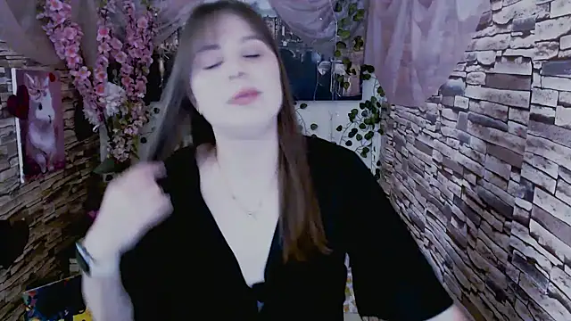 Amanda Bright  online show from September 2025 07:14:02 AM