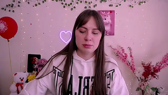 Amanda Bright  online show from April 2026 10:32:01 AM