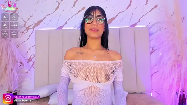 Elody rousse online show from September 2025 12:00:02 PM