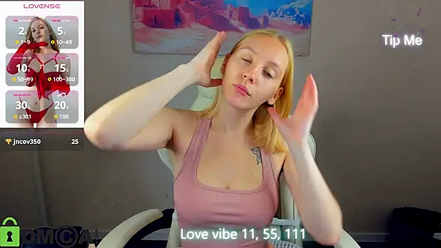 Snapshot of Anna_Chelsea chatting on September 2025 12:33:01 AM Anna Chelsea online show from September 2025 12:33:01 AM
