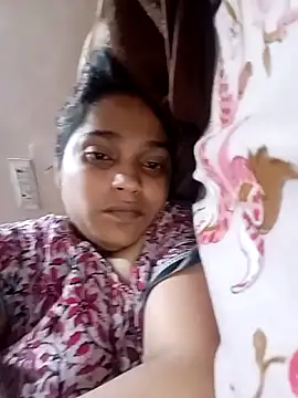 Snapshot of Trisha_71 chatting on June 2026 07:08:01 PM Trisha 71 online show from June 2026 07:08:01 PM