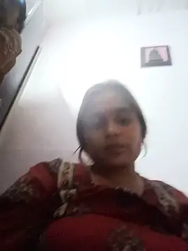 Snapshot of Trisha_71 chatting on May 2026 09:07:02 AM Trisha 71 online show from May 2026 09:07:02 AM