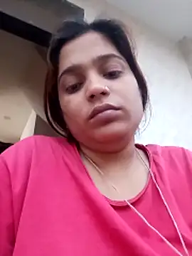 Snapshot of Trisha_71 chatting on May 2026 01:25:01 PM Trisha 71 online show from May 2026 01:25:01 PM