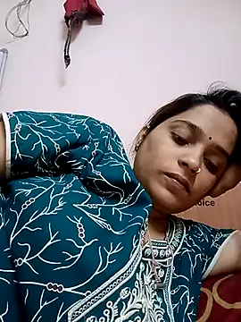 Snapshot of Trisha_71 chatting on May 2026 05:22:02 AM Trisha 71 online show from May 2026 05:22:02 AM