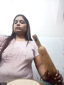 Trisha 71 online show from November 2025 02:43:02 PM