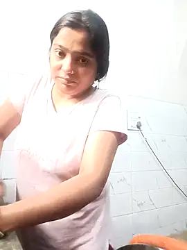 Trisha 71 online show from November 2025 02:15:01 AM