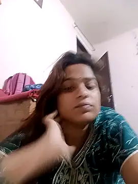 Snapshot of Trisha_71 chatting on April 2026 11:36:02 AM Trisha 71 online show from April 2026 11:36:02 AM
