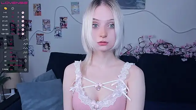 Megan--chan online show from February 2026 05:04:01 PM