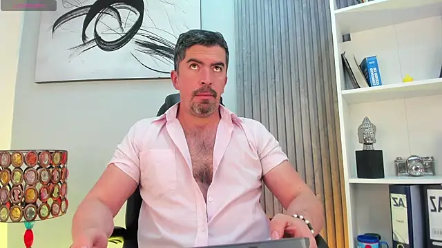 Snapshot of JuanKFit_45 chatting on July 2026 04:36:02 AM JuanKFit 45 online show from July 2026 04:36:02 AM
