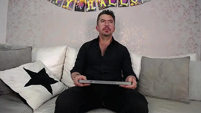 JuanKFit 45 online show from November 2025 01:49:02 PM