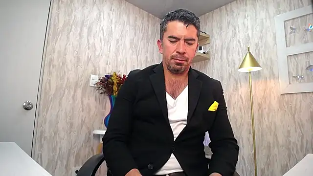 JuanKFit 45 online show from February 2026 03:29:01 AM