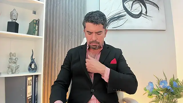 JuanKFit 45 online show from May 2026 01:11:01 AM
