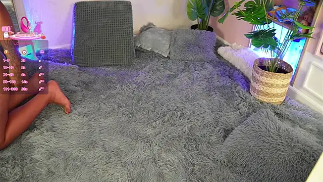 AnnieCouperr online show from October 2025 07:58:02 PM
