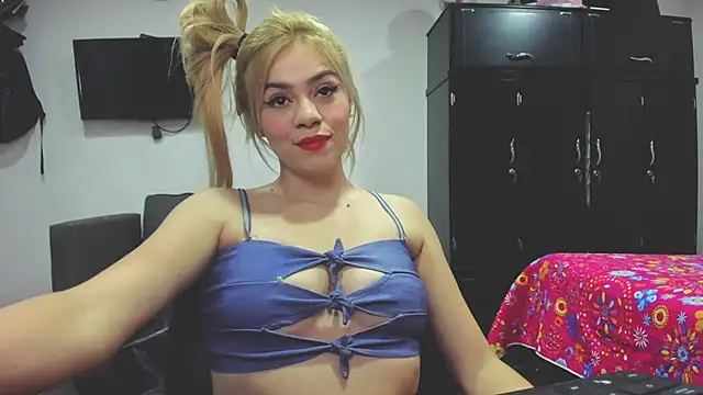 KATA BLONDE online show from January 2026 02:40:02 AM