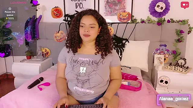 Alanaa Gomez online show from October 2025 12:07:01 PM