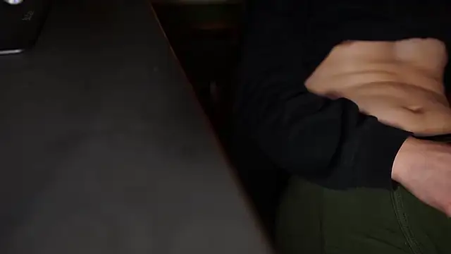 riku velvet online show from April 2026 03:41:02 PM