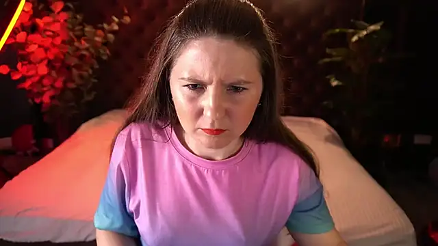 CraveeDoll online show from February 2026 08:07:01 PM