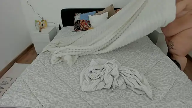 EvvaBBW online show from February 2026 09:09:01 AM