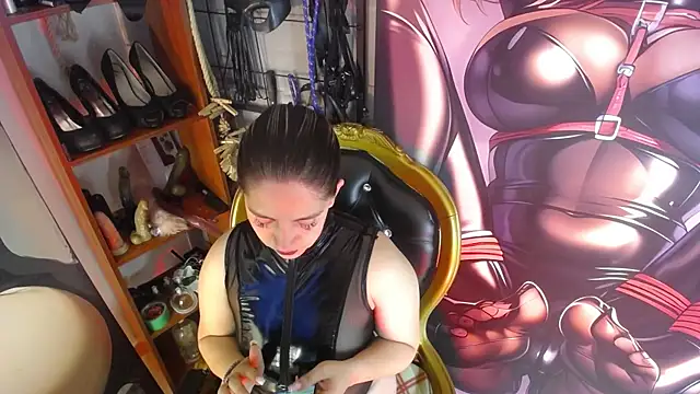 Valeria de leon online show from December 2025 08:42:02 PM