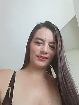 Demy Rhoades online show from October 2025 02:18:02 PM