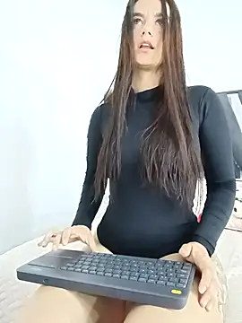 Demy Rhoades online show from February 2026 11:17:02 PM