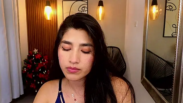 Snapshot of Lia_Mar_ chatting on December 2025 06:09:02 PM Lia Mar online show from December 2025 06:09:02 PM