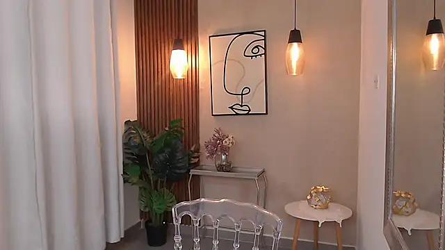 Lia Mar  online show from March 2026 06:20:01 PM