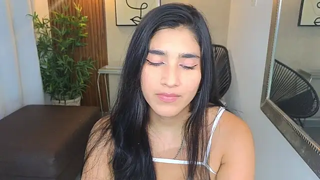 Snapshot of Lia_Mar_ chatting on October 2025 06:10:02 PM Lia Mar online show from October 2025 06:10:02 PM