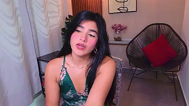 Lia Mar  online show from June 2026 06:30:02 PM